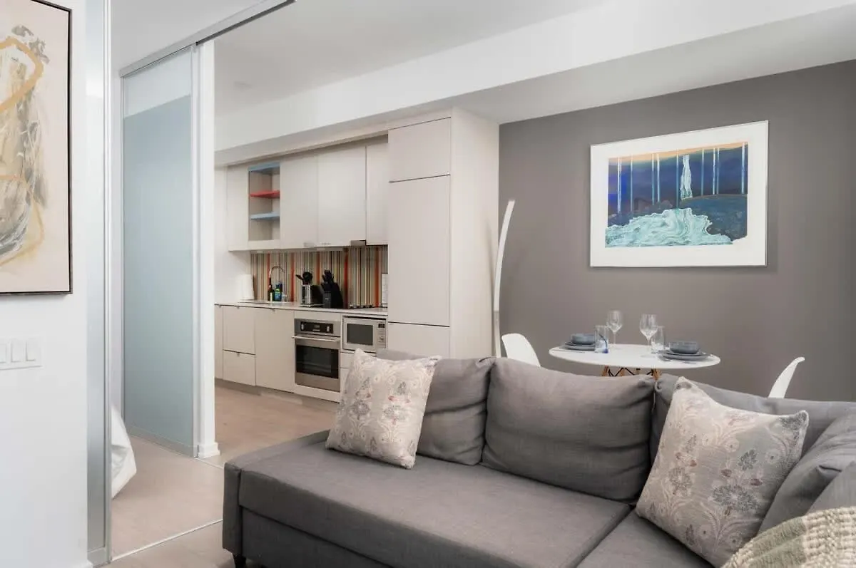 Sunset Views In Chic Condo By Cn Tower Toronto 0*,